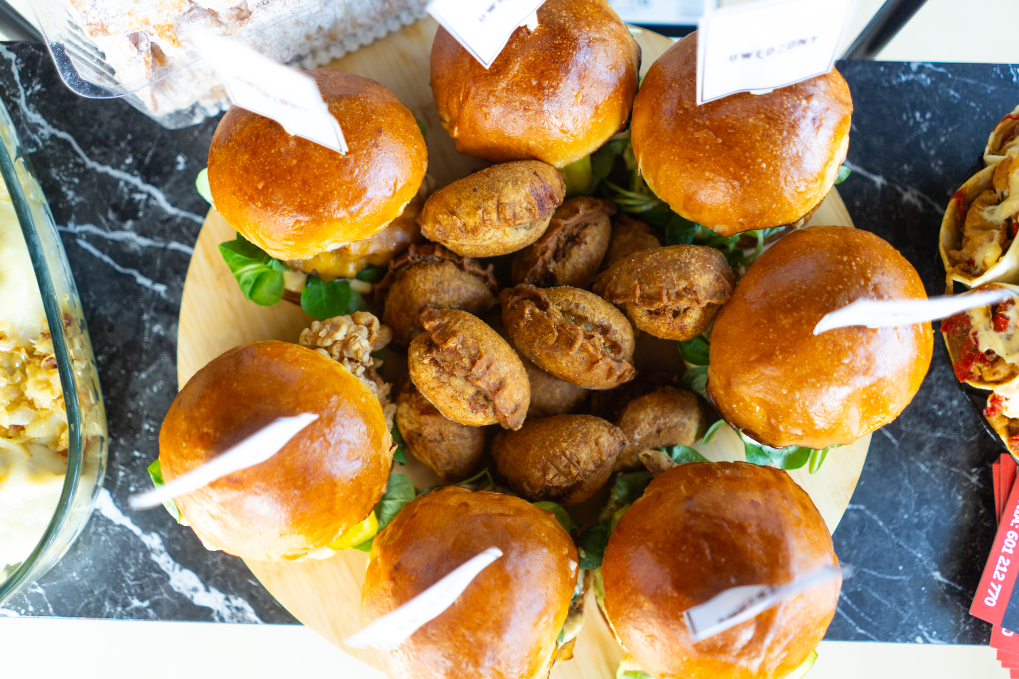 Mini burgery i pieremiacze